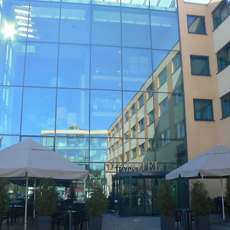 Hotel Western Premier Novina