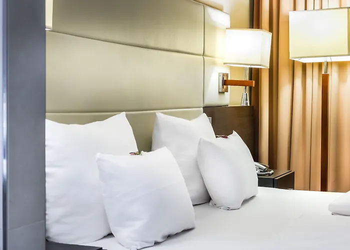 Hotel Western Premier Novina 4*