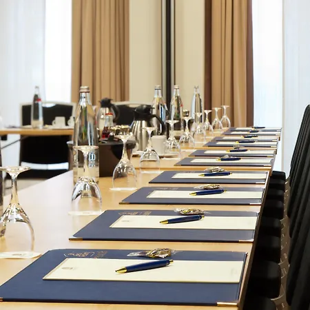 Ξενοδοχείο Western Premier 4*