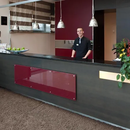 Hotel Western Premier Novina