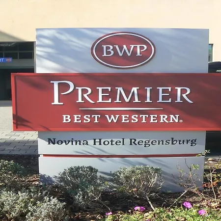 Western Premier Novina