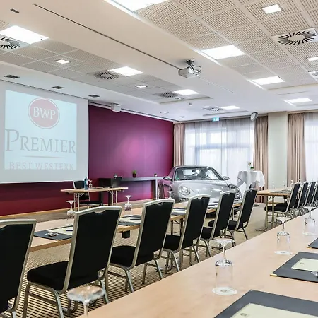 Western Premier Novina Hotel