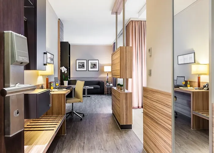 Western Premier Hotell